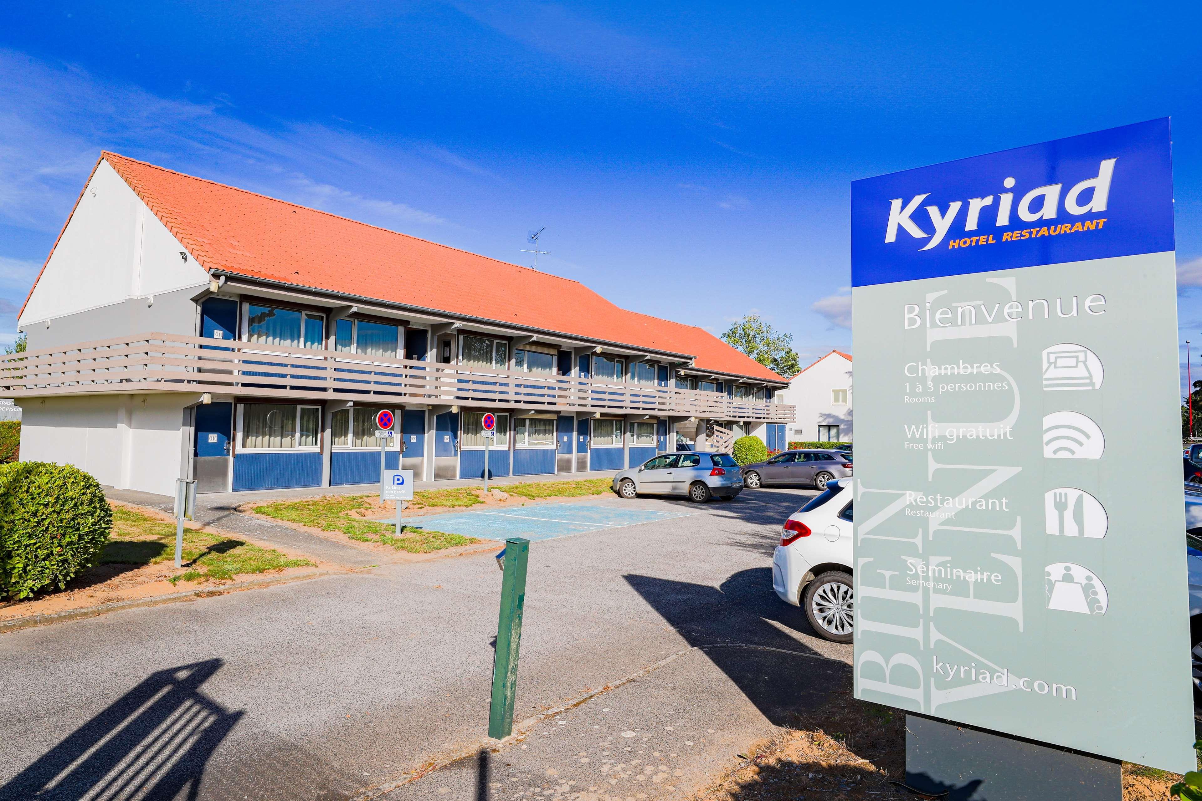 Hotel Restaurant Kyriad De Peronne Экстерьер фото
